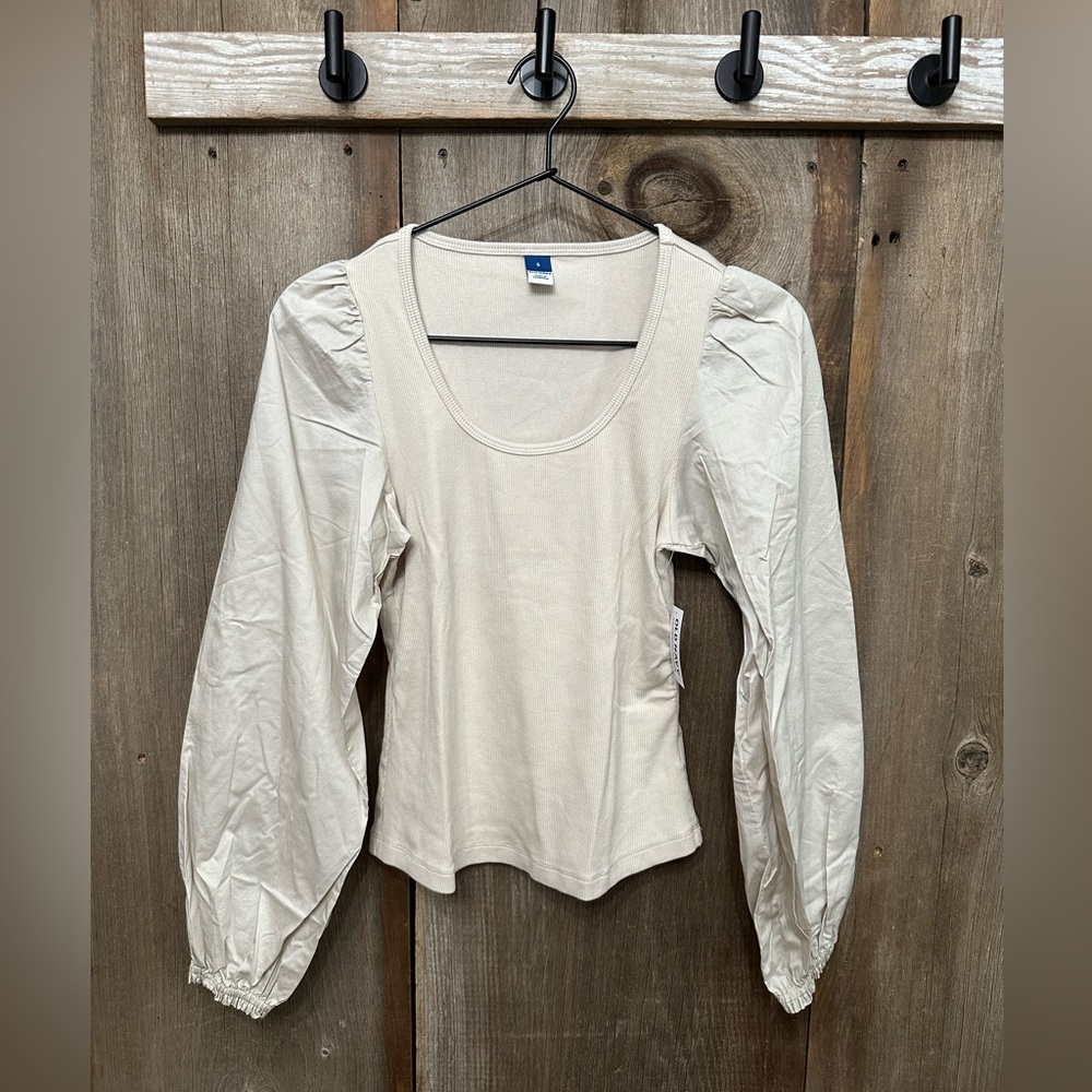Old Navy Long Sleeve Fitted Woven Top in Plucky Wishbone Size Small Women’s